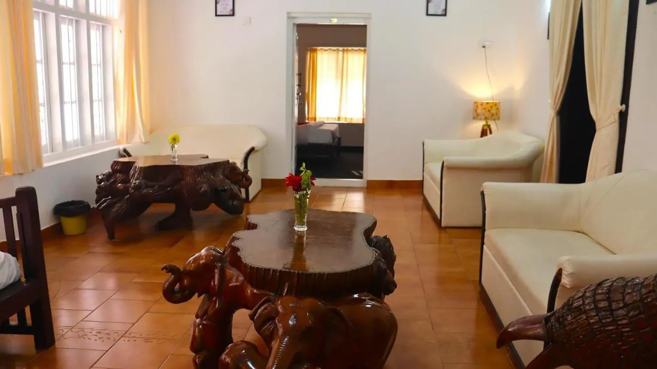 Hotell Golden Green Munnar