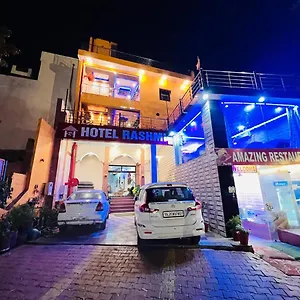 https://rashmi-palace.agrahotelsindia.net