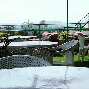 https://raj-stay-guest-house.udaipurhotels.org