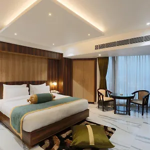 https://luxury-palace-igi-airport.hotelsdelhi.org