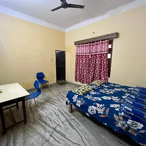 https://vishwa-deva-homestay.hotels-varanasi.com