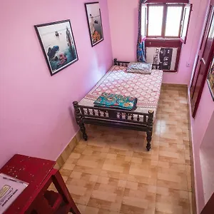 https://brown-bread-bakery-guest-house.hotels-varanasi.com