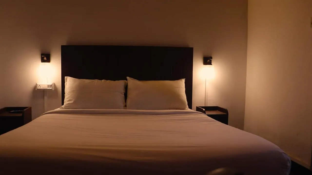 Hotel Golden Green Munnar